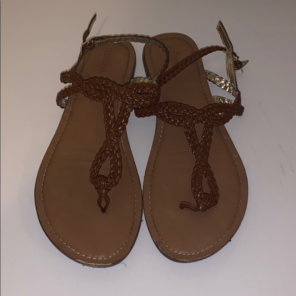 Open toed sandals